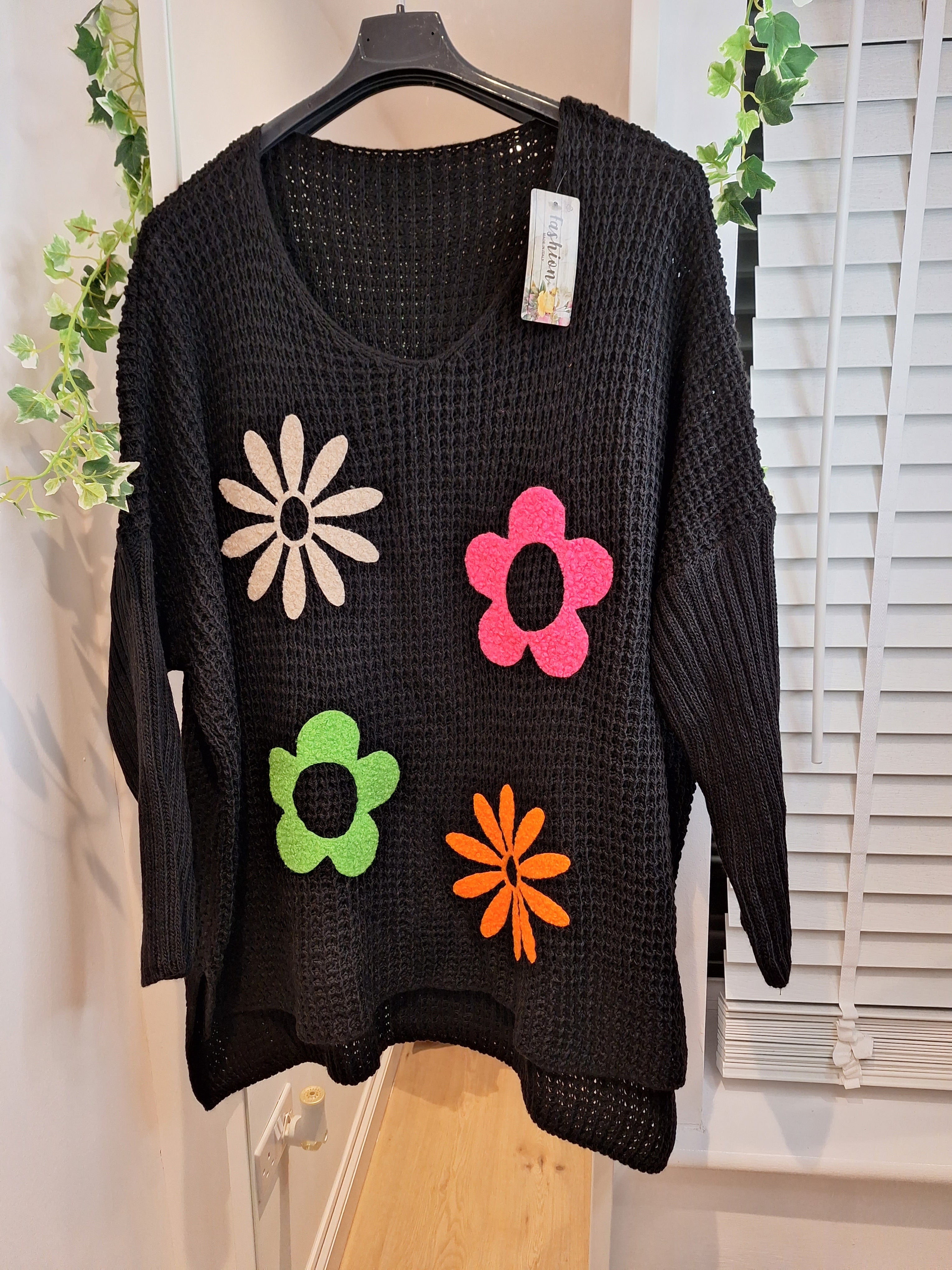 New Black Waffle Flower Soft Knit suits to Size 18