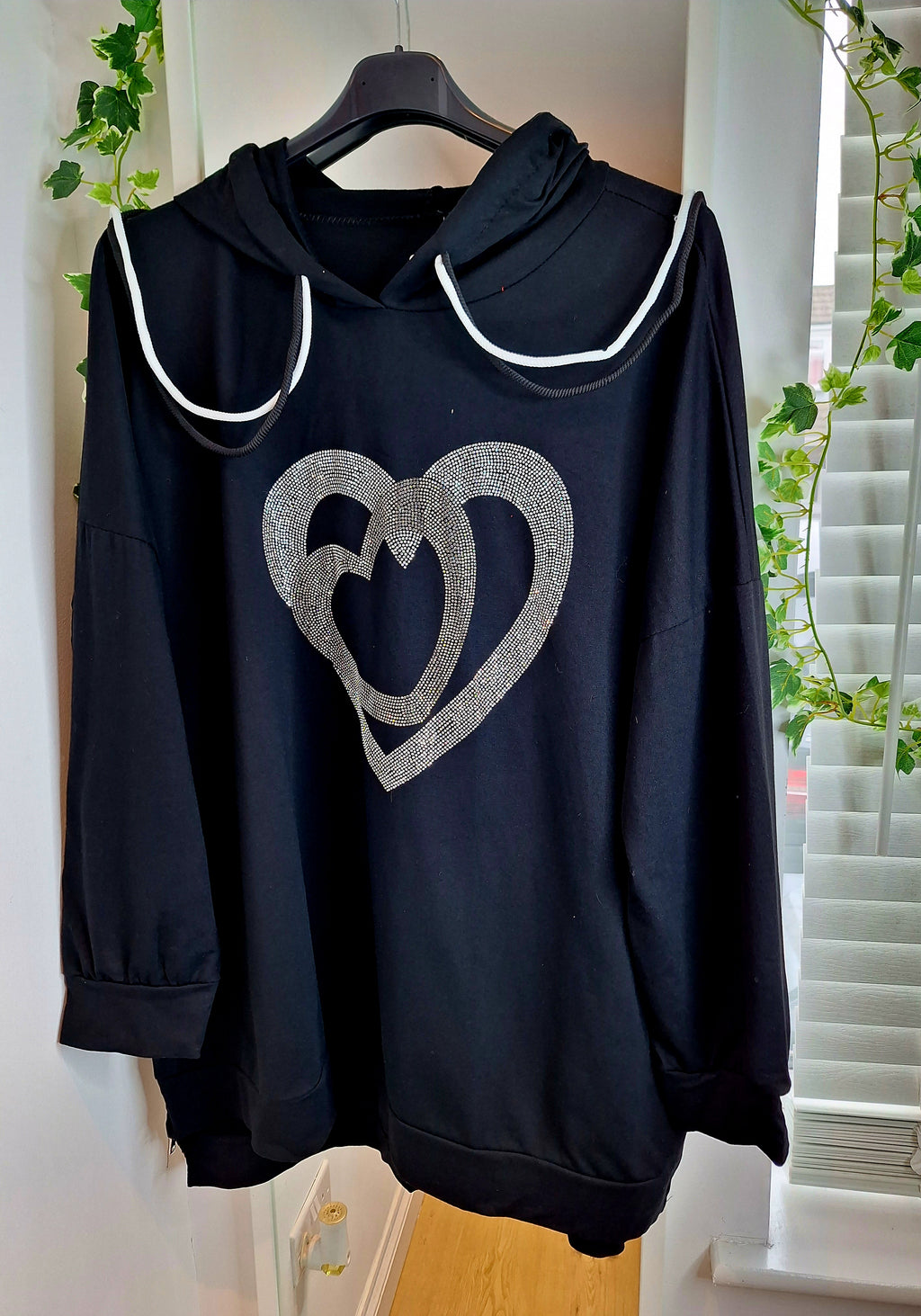 New Oversize Black Crystal Heart Hoodie with zip sides