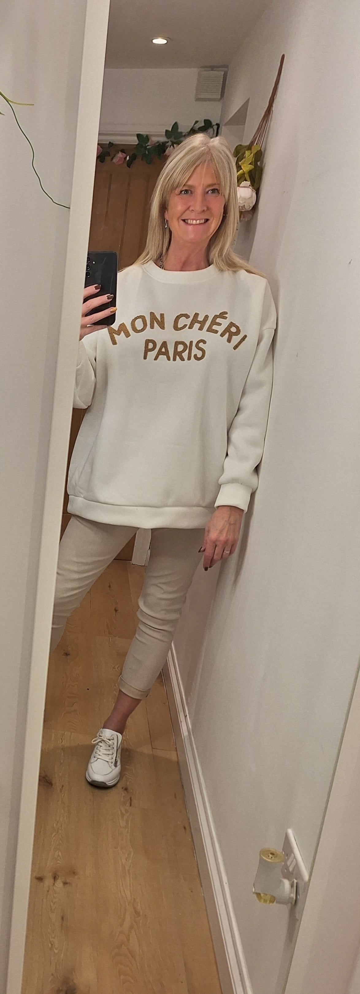 New Season Mon Cheri Sweatshirt Oversized