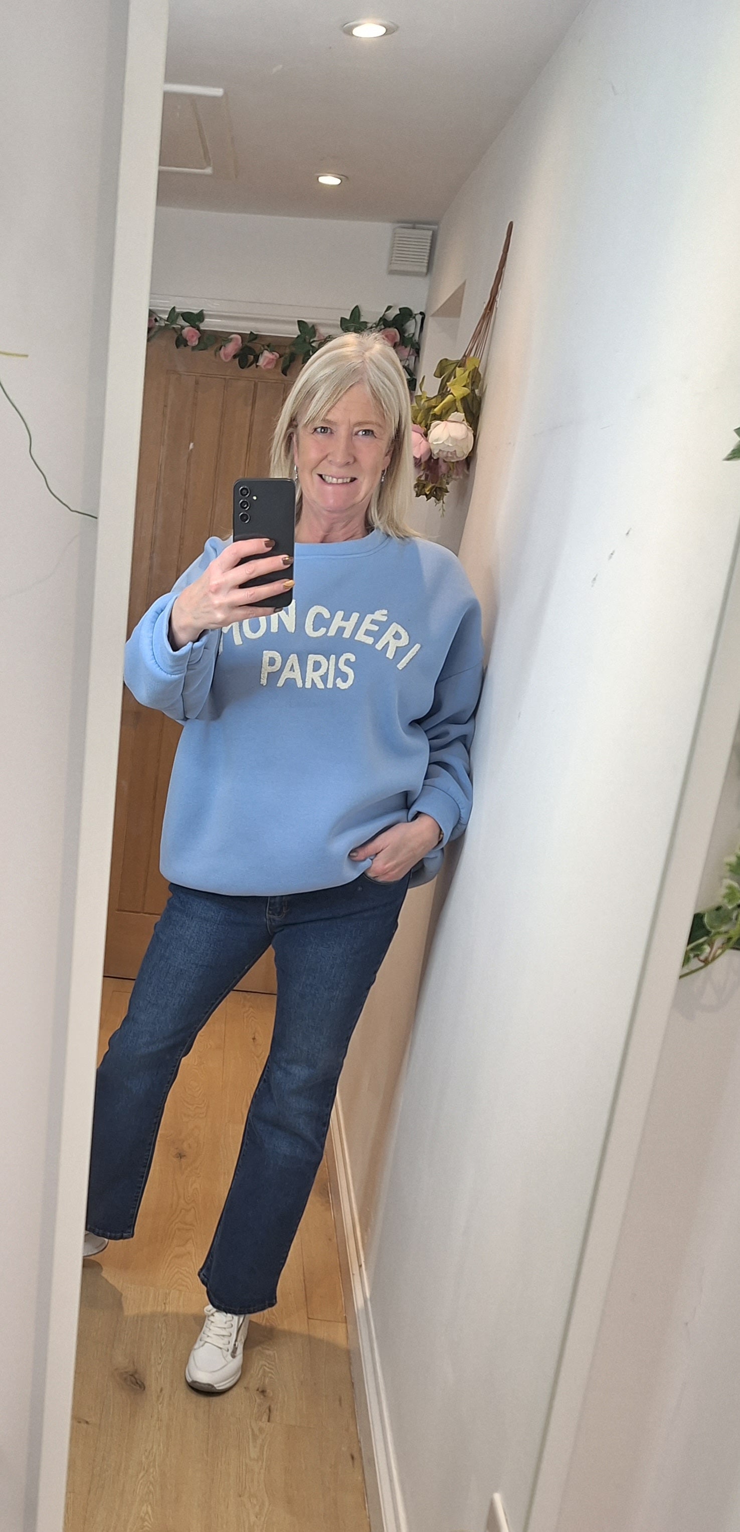 New Season Mon Cheri Sweatshirt Oversized