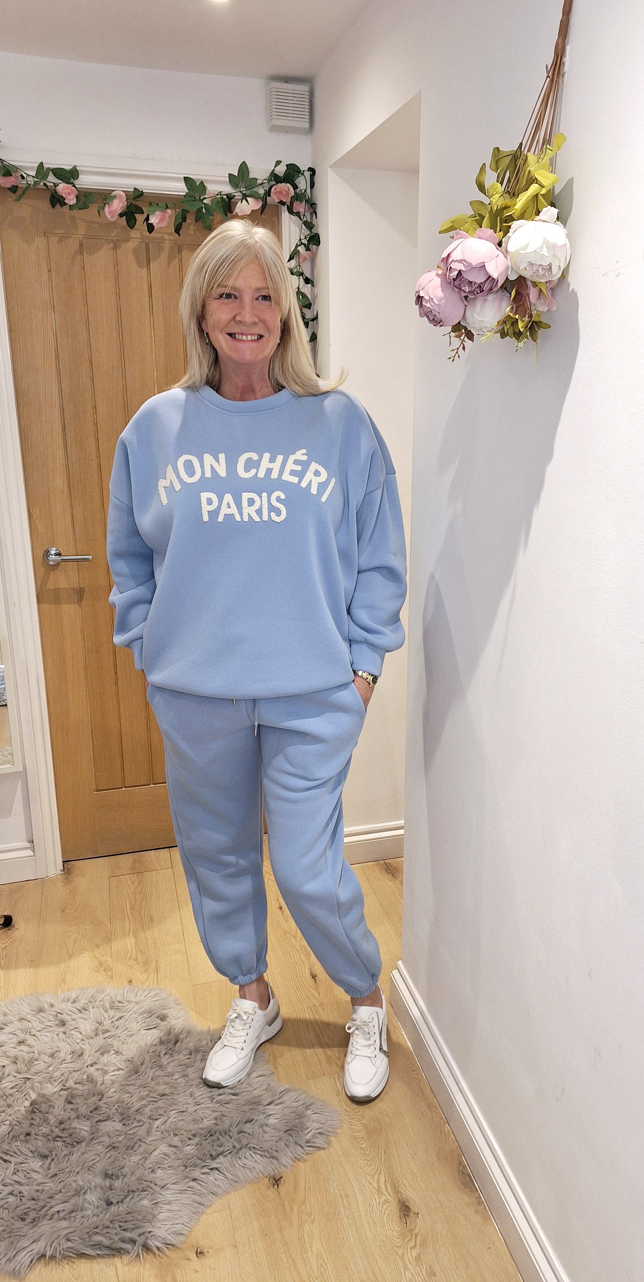 New Season Mon Cheri Sweatshirt Oversized