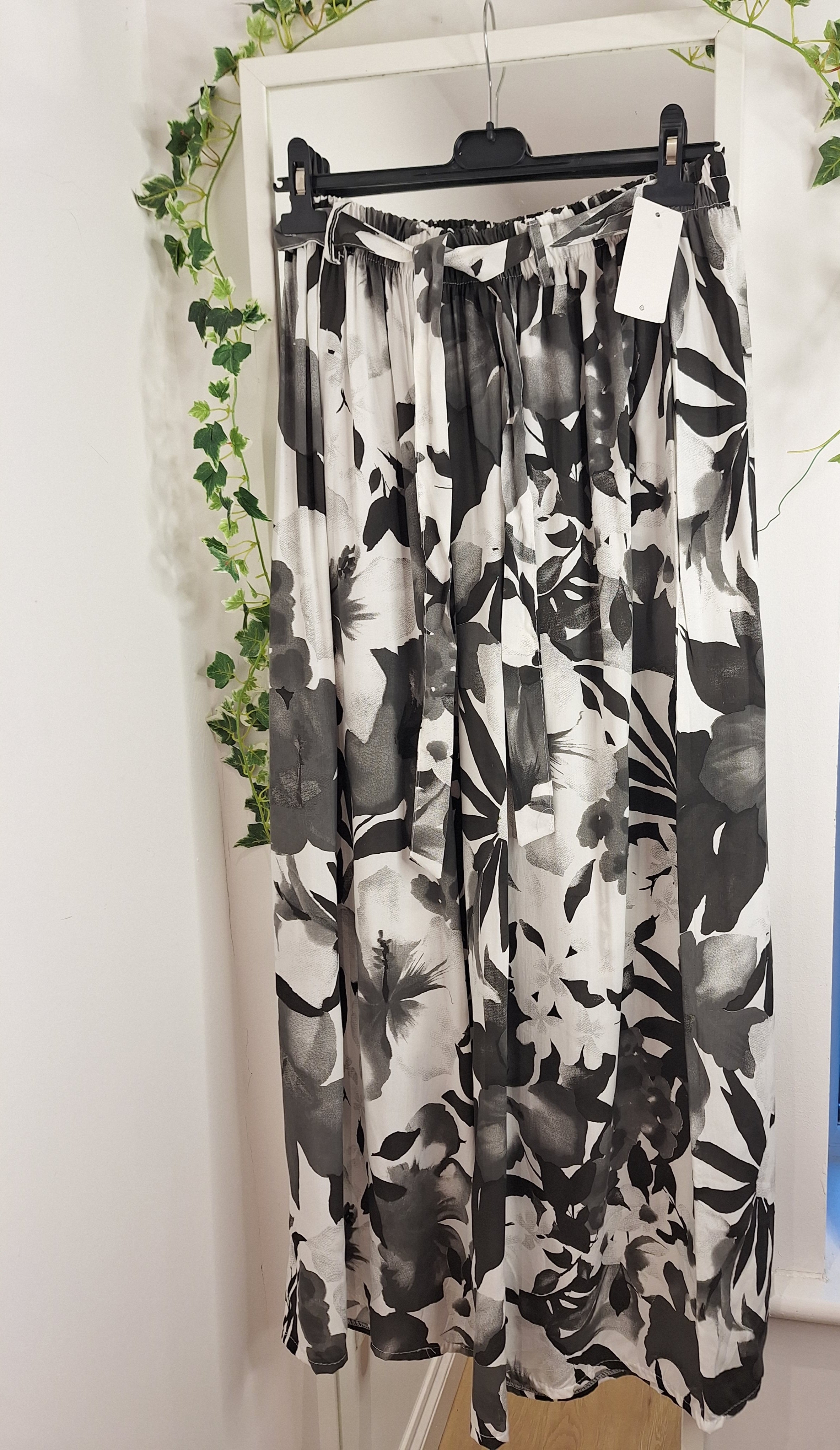 Plus Size Floral Palazzo Trousers