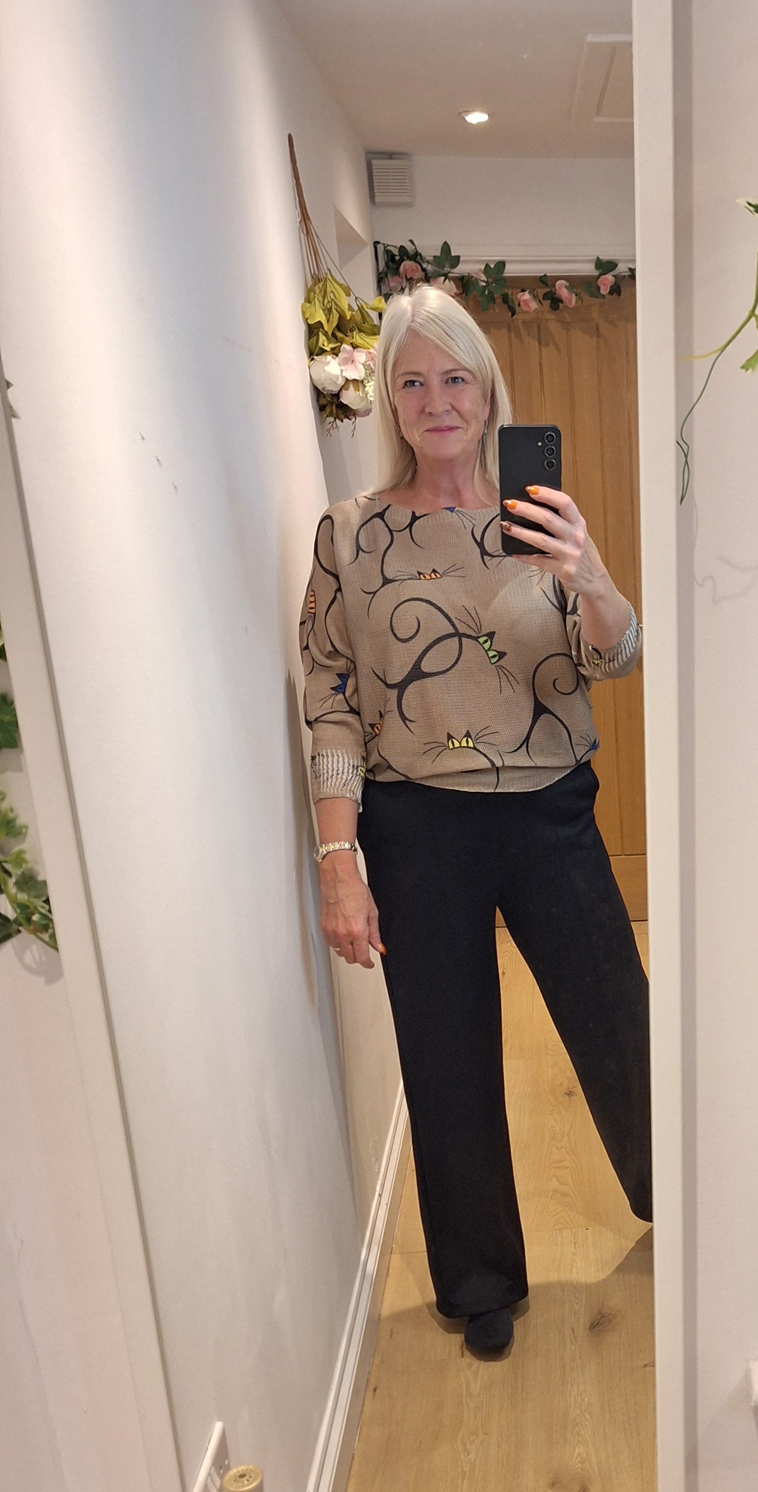 New Cats Eye Waxy Knit Suits Size 12-16