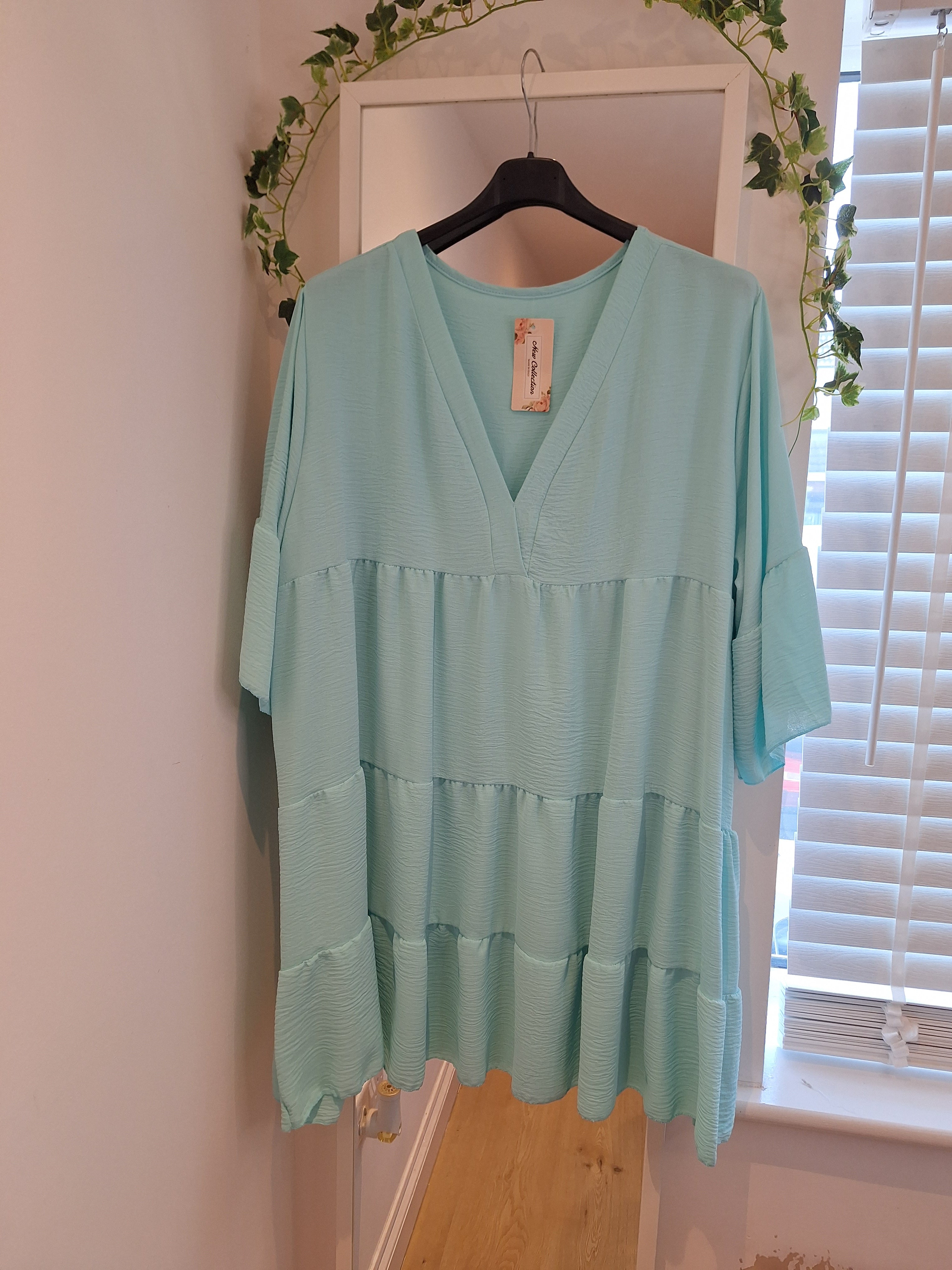 New Diva Dress Suits Size 16-20 Pink Lilac or Mint Green
