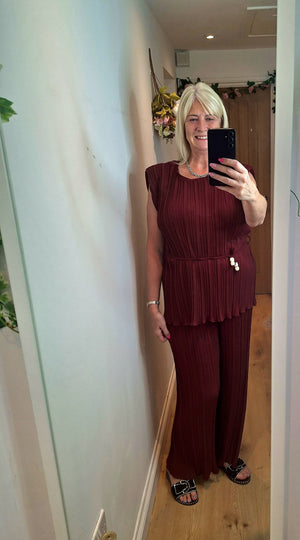 New Dynasty Set Burgundy Wine