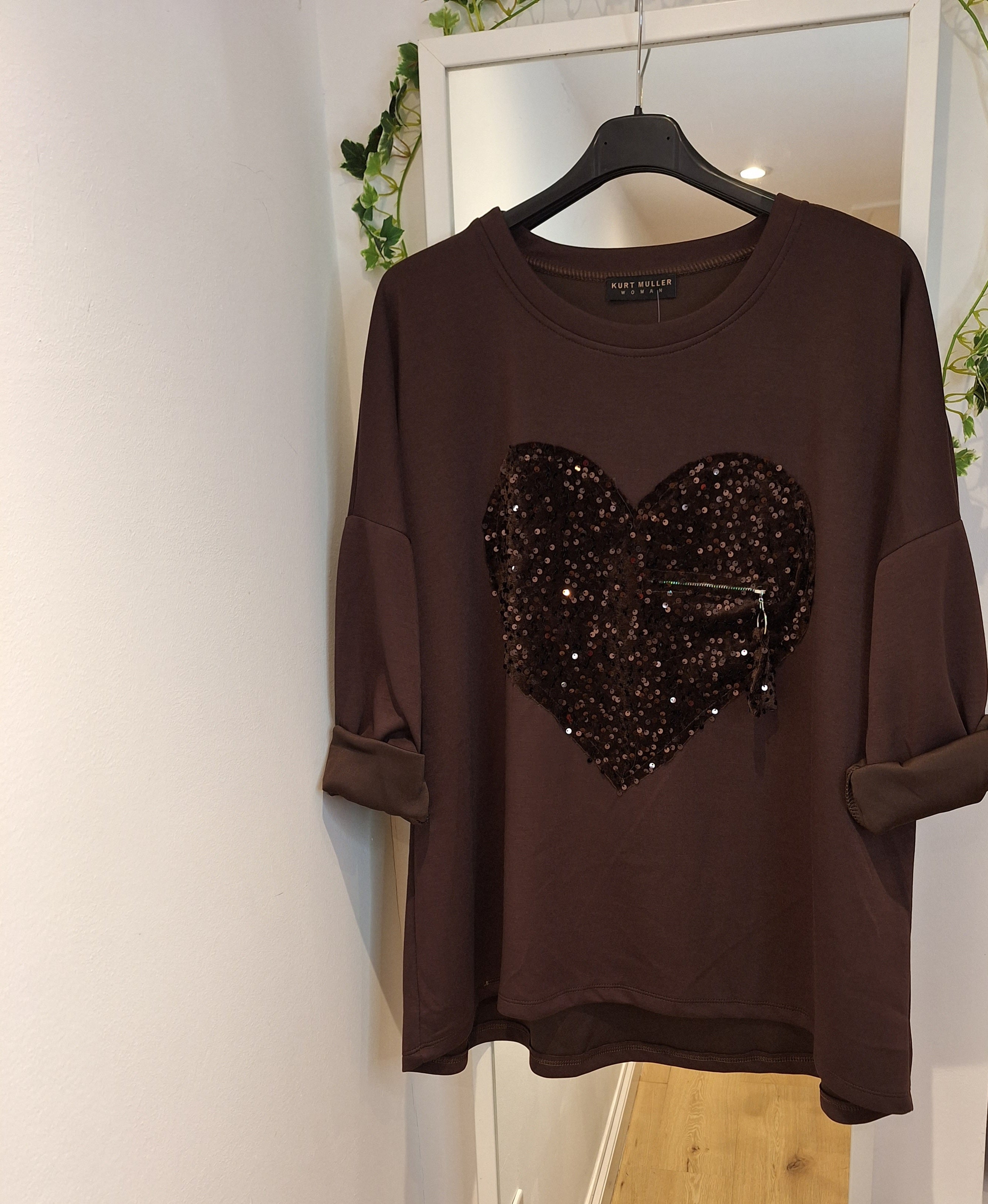 New Sequin Heart Sweatshirt
