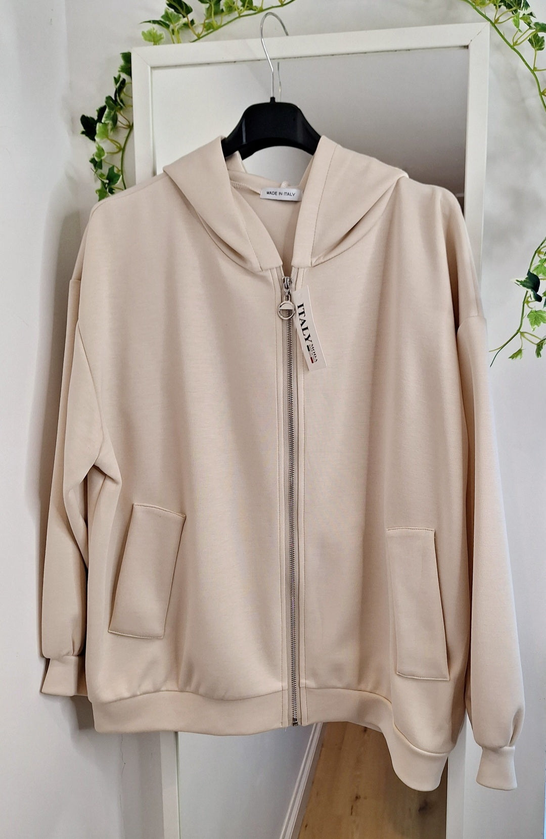 NEW SET - Pocket Pleat Drawstring Trousers and Oatmeal Hoodie