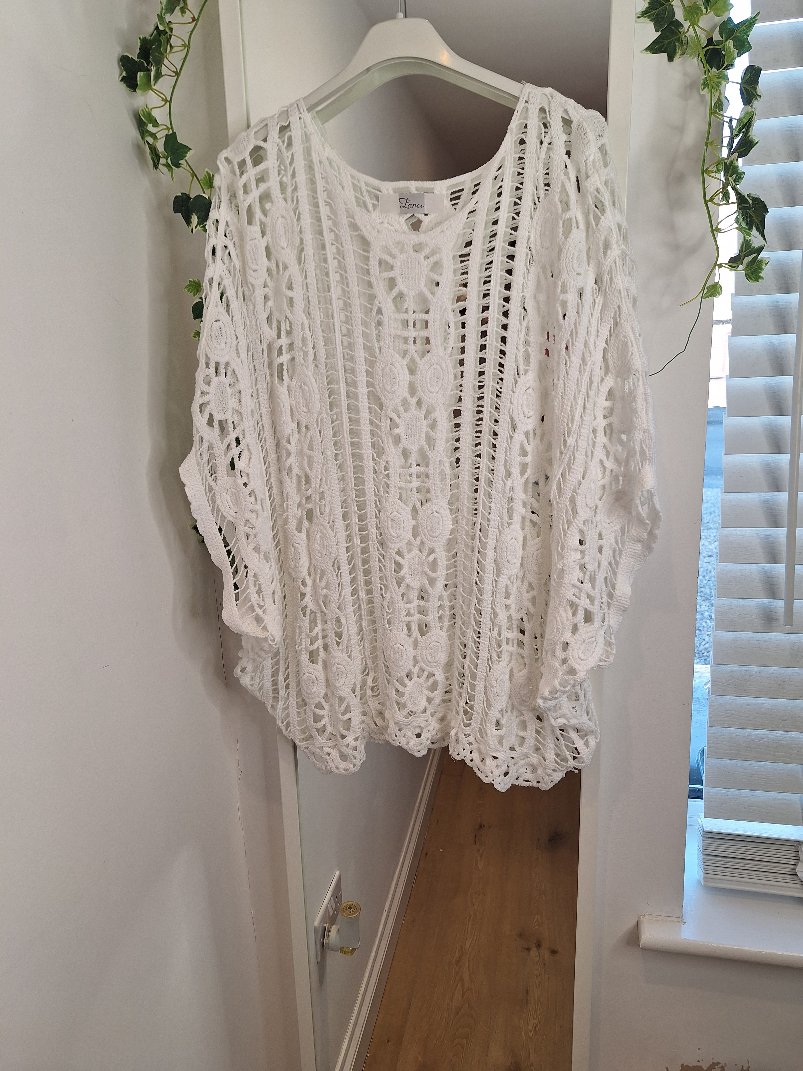 New Flower Crochet Top