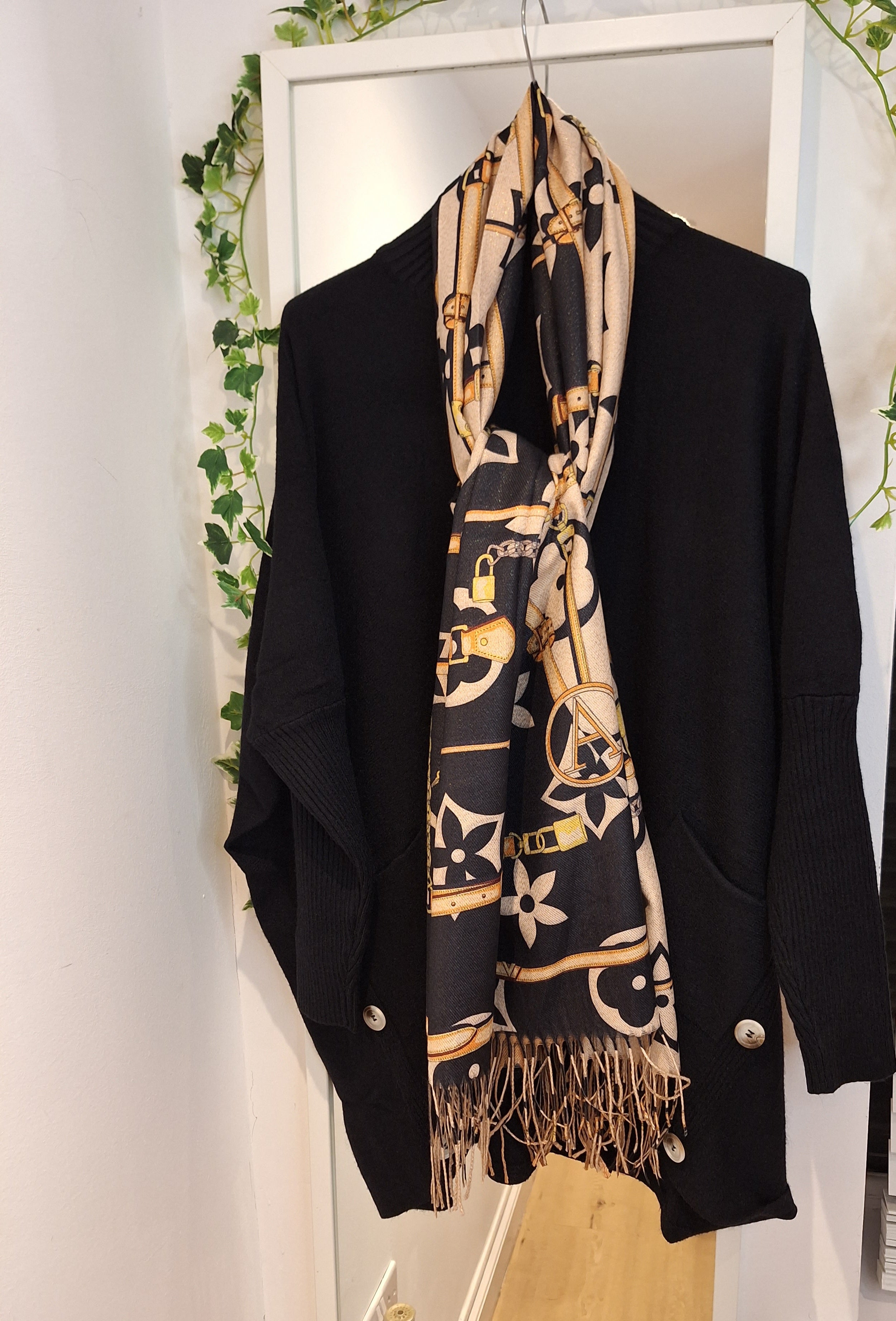 New Inspo Glitter Scarf