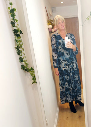 New Suki Pleat Long Dress Brown or Blue