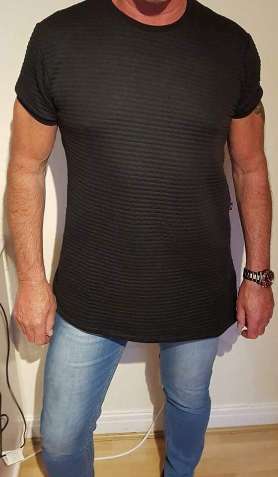 Men's Black Ripple T-shirt SALE HALF PRICE